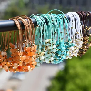 Wholesale fashion hand-woven irregular gravel beaded crystal bracelet