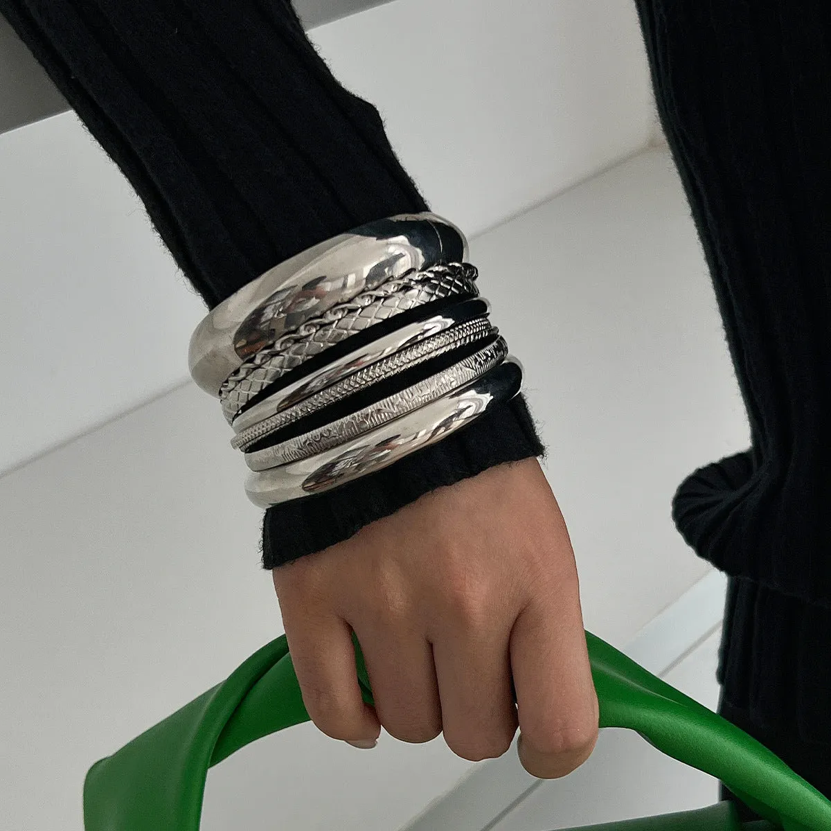 Wholesale Fashion Metal Scenery Bracelet suit