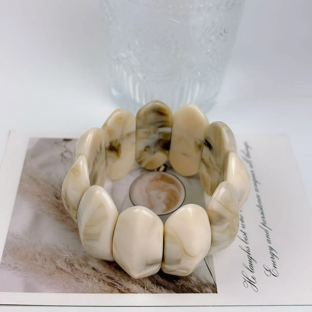 Wholesale fashion pattern halo dyed acrylic  geometric stitching hand beaded bracelet