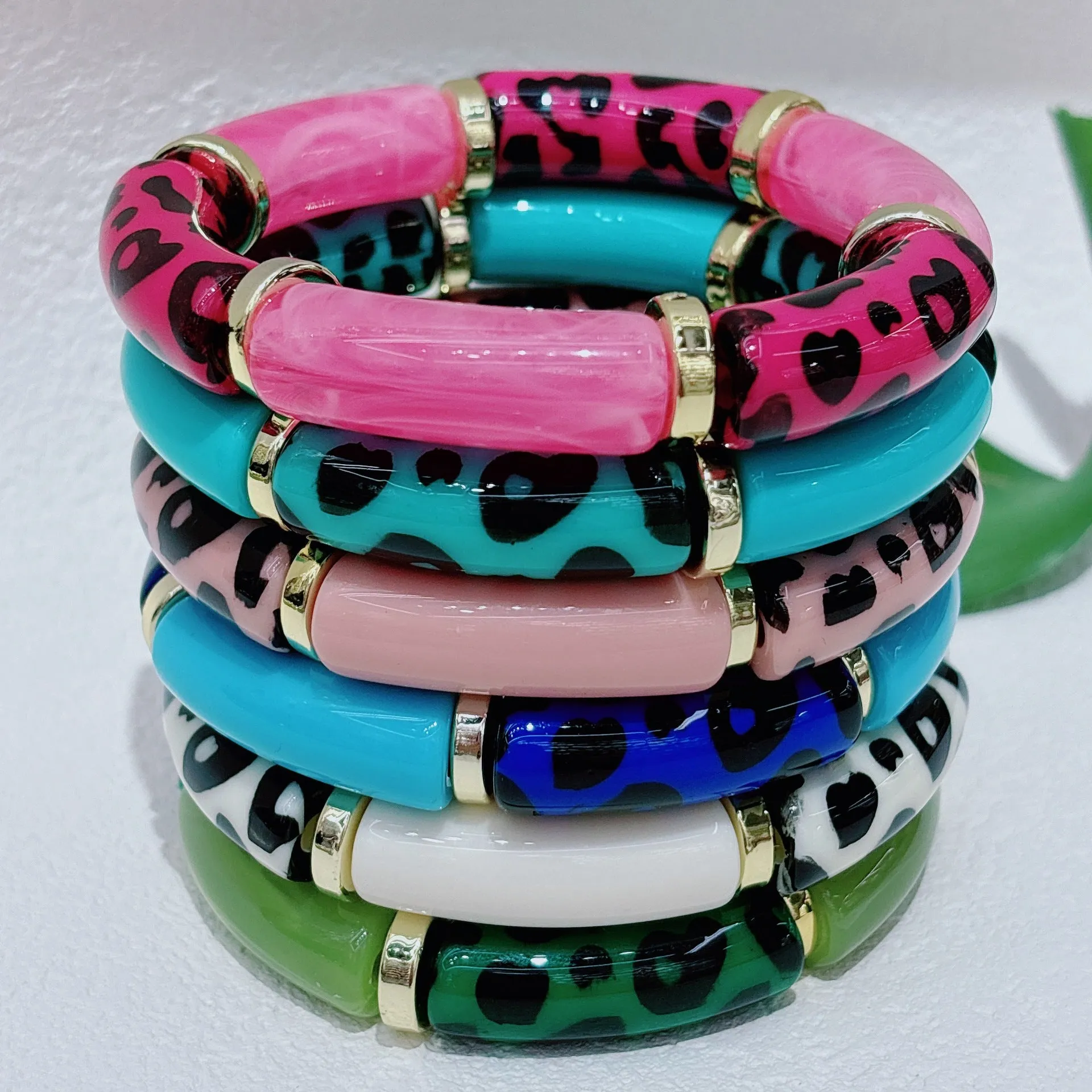 Wholesale Fashion Personality New Leopard Bend Tube Bracelet