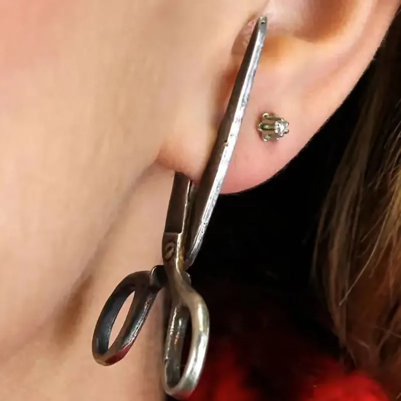 Wholesale Fashion Retro Scissor Earrings