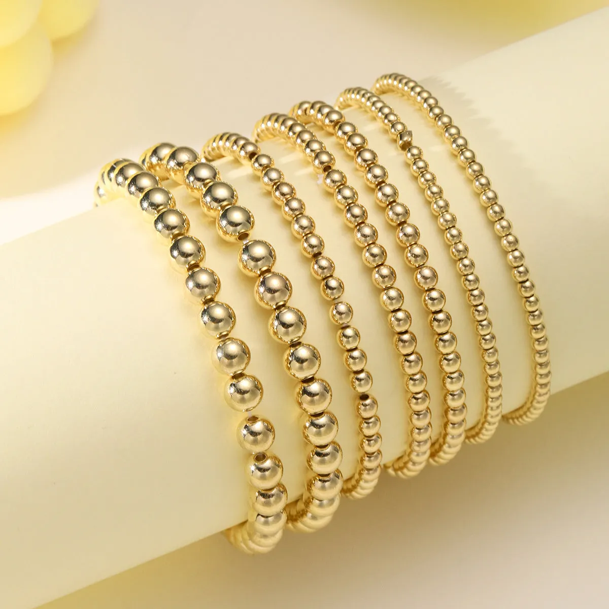 Wholesale Fashionable and simple elastic beaded bracelets 7 pieces