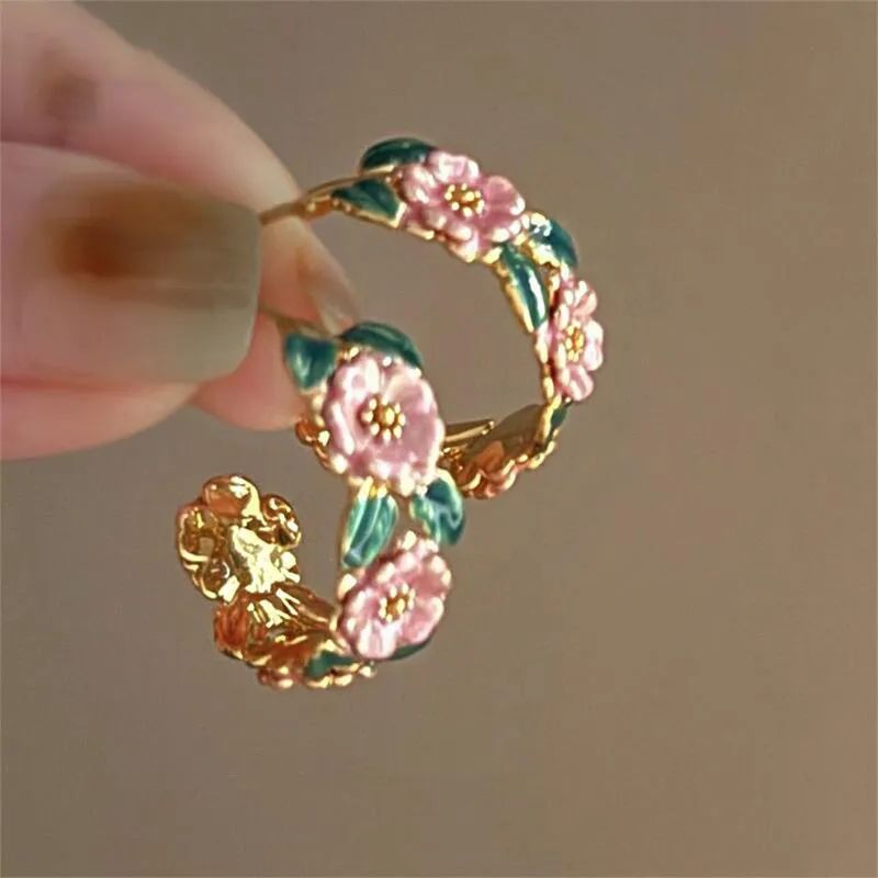 Wholesale French retro colored camellia enamel oil drop earrings fashionable temperament niche antique earrings
