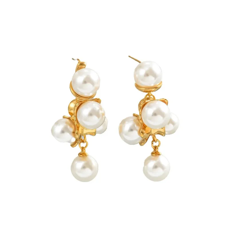 Wholesale French Retro Grape String Pearl Metal Niche Unique Personality Fashion Temperament Elegant Earrings