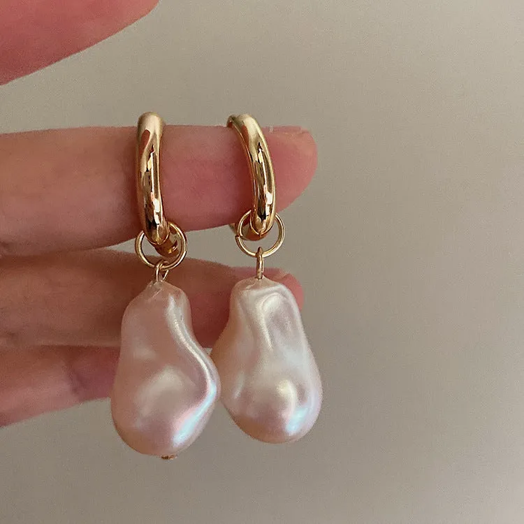 Wholesale French Vintage Baroque Pearl Water Drop Fashion Temperament Design Premium Niche Earrings Ear Buckles