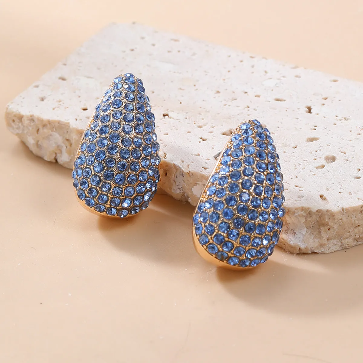 Wholesale Full Diamond Droplet Shaped Alloy Earrings