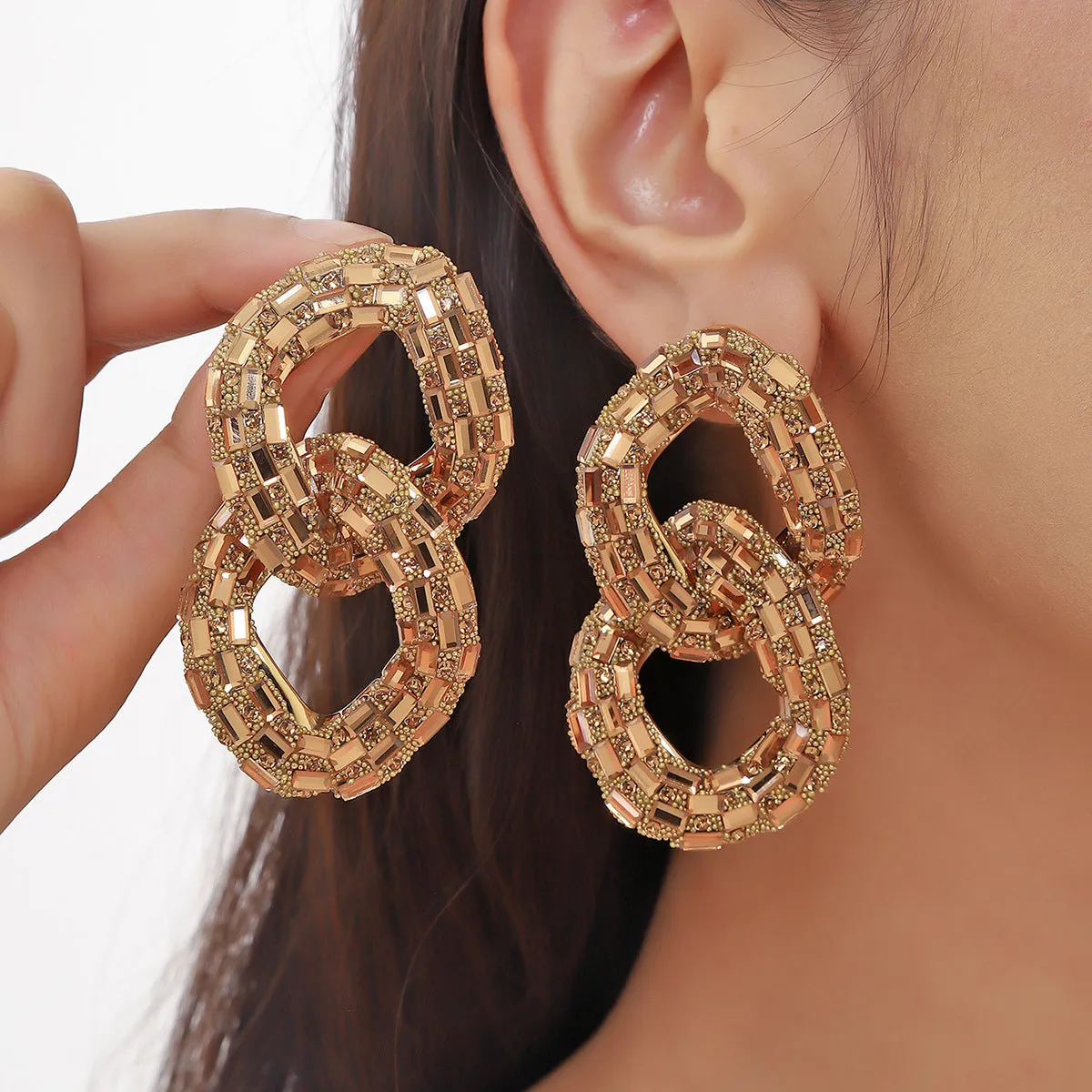 Wholesale Full Diamond Shiny Chain Shaped Metal Earrings