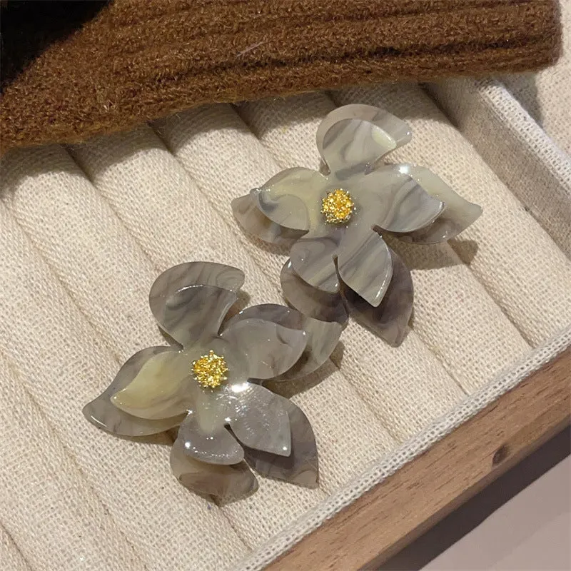 Wholesale Gardenia White Coffee French Retro Flower Earrings
