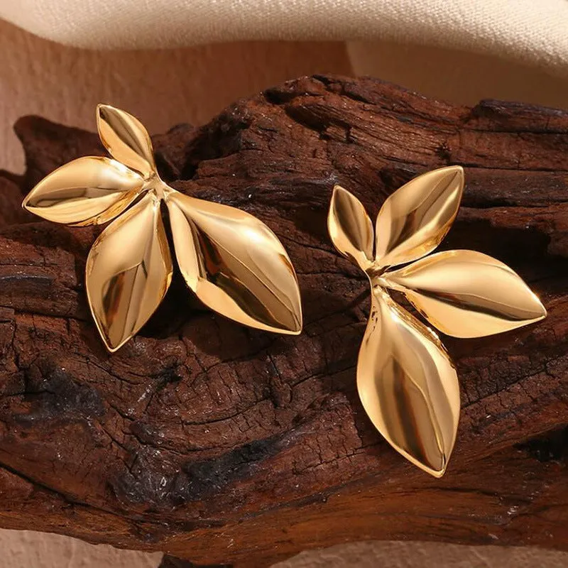 Wholesale Glossy Flower and Leaf Metal Stud Earrings