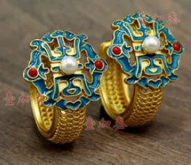 Wholesale Gold-plated inlaid vintage pearl earrings for mother's birthday gift