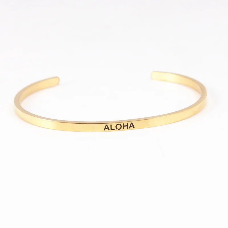 Wholesale Golden Titanium Steel Opening C-shaped Lettering Stainless Steel Couple Bracelet