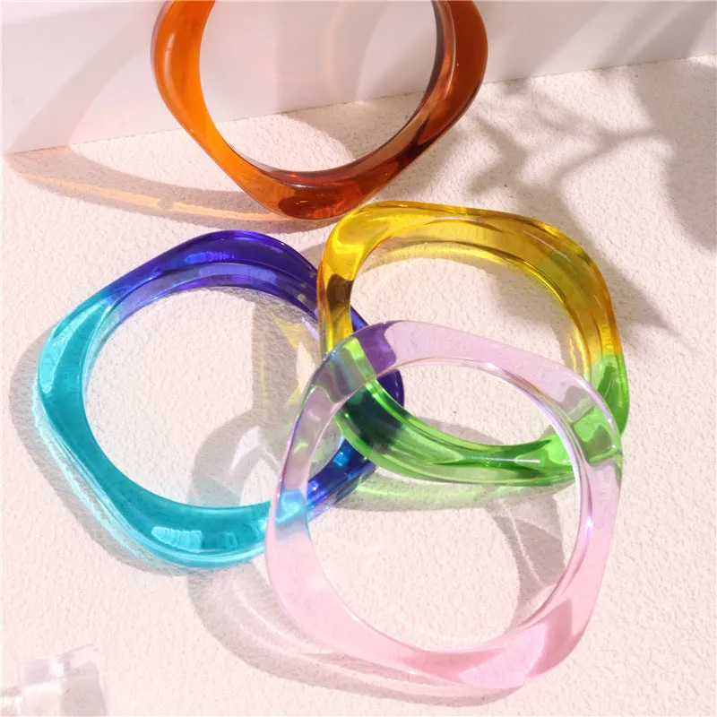 Wholesale Gradient transparent acrylic shaped resin square bracelet