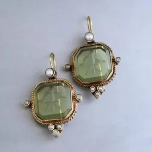 Wholesale Hexagonal green crystal earrings