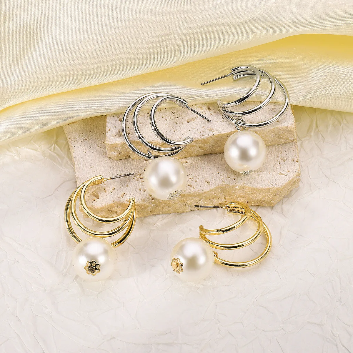 Wholesale Hollow Crescent Shaped Pearl Alloy Earrings