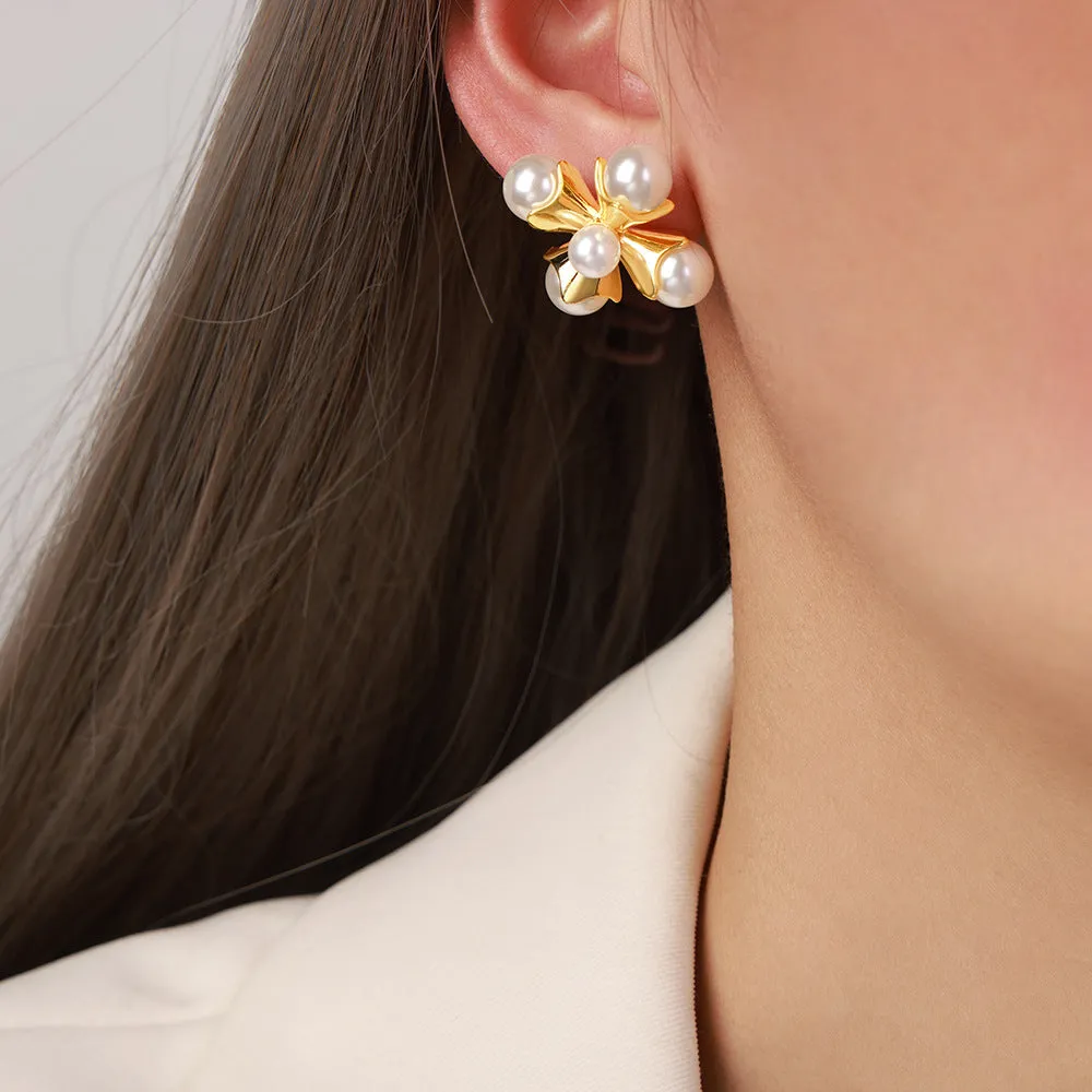 Wholesale Imitation Pearl Windmill Copper Earrings