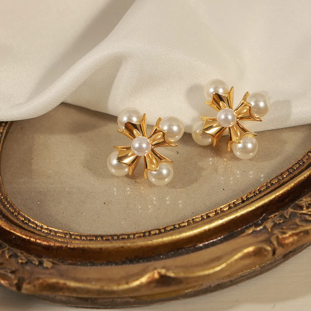 Wholesale Imitation Pearl Windmill Copper Earrings