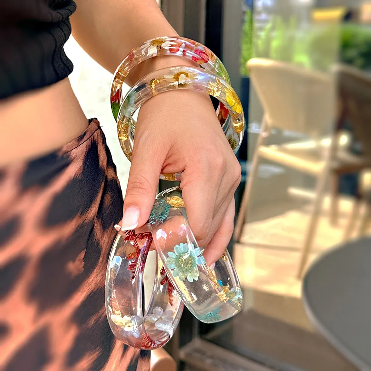 Wholesale Ins Style Flower Transparent Wide Bracelet