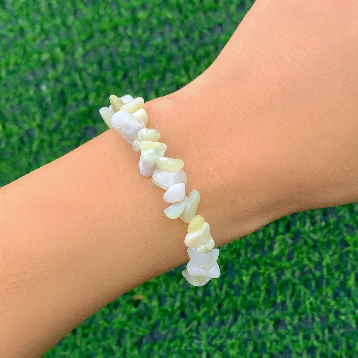 Wholesale Irregular Geometric Colored Crushed Stone Bracelet