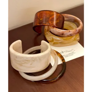 Wholesale Irregular Resin Texture Bracelet