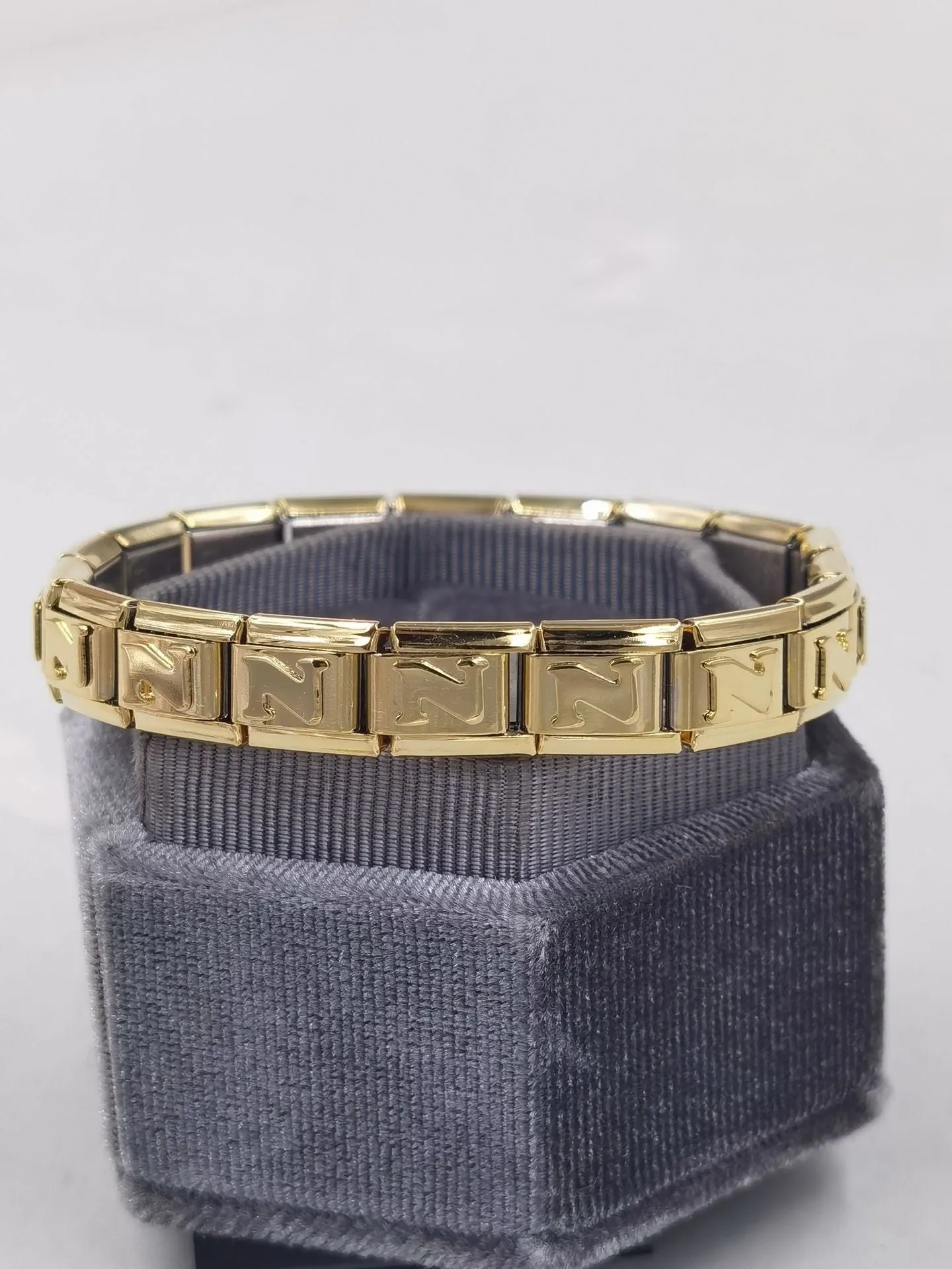 Wholesale Italian Charm Bracelet DIY with Free Matching of Stainless Steel Bracelet Accessories Charms