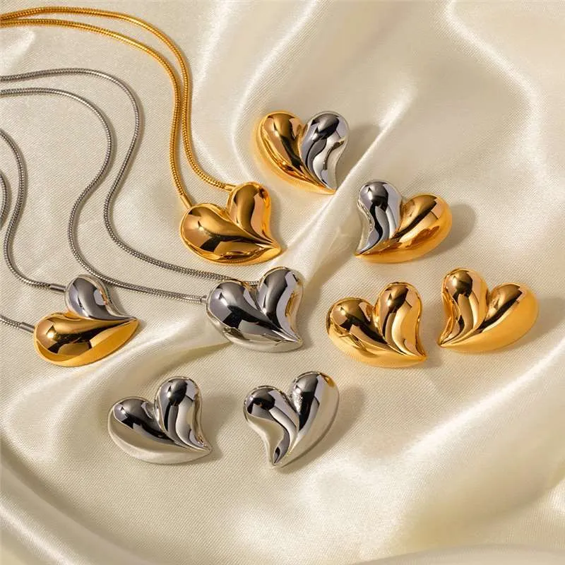 Wholesale Large Heart-shaped Stainless Steel Earrings
