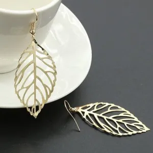 Wholesale Leaf pendant earrings long retro simple earrings