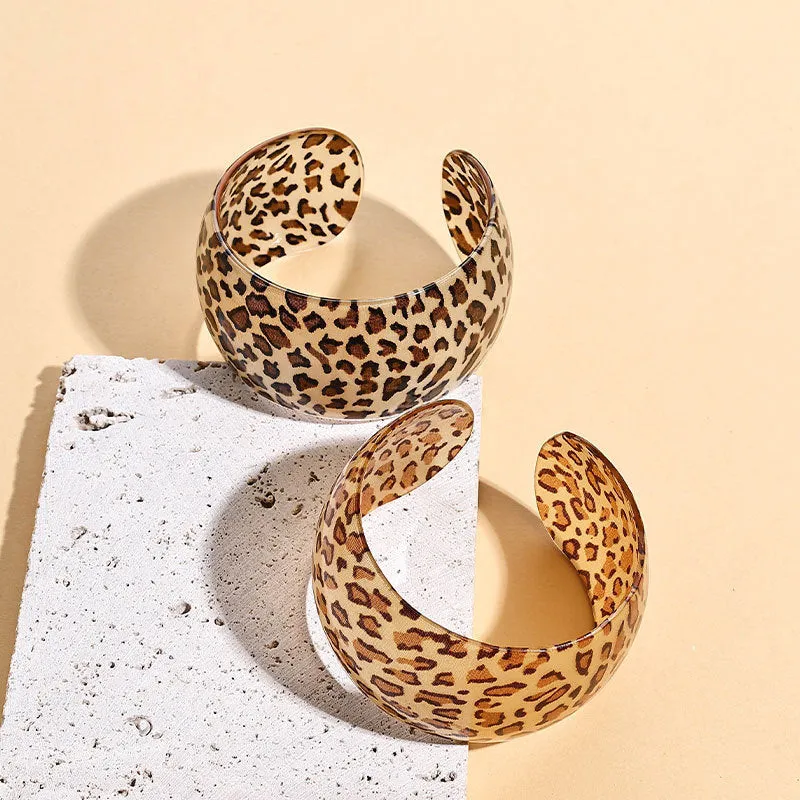 Wholesale leopard print open wide version C resin bracelet exaggerated geometric pattern bracelet