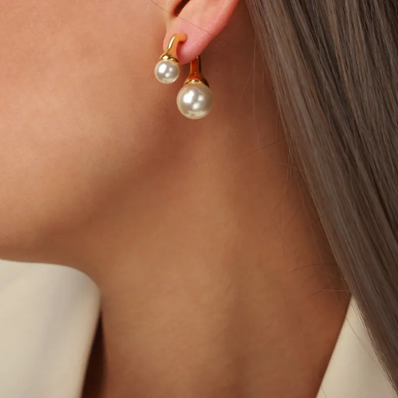 Wholesale Light Luxury Style Copper Imitation Pearl Earrings