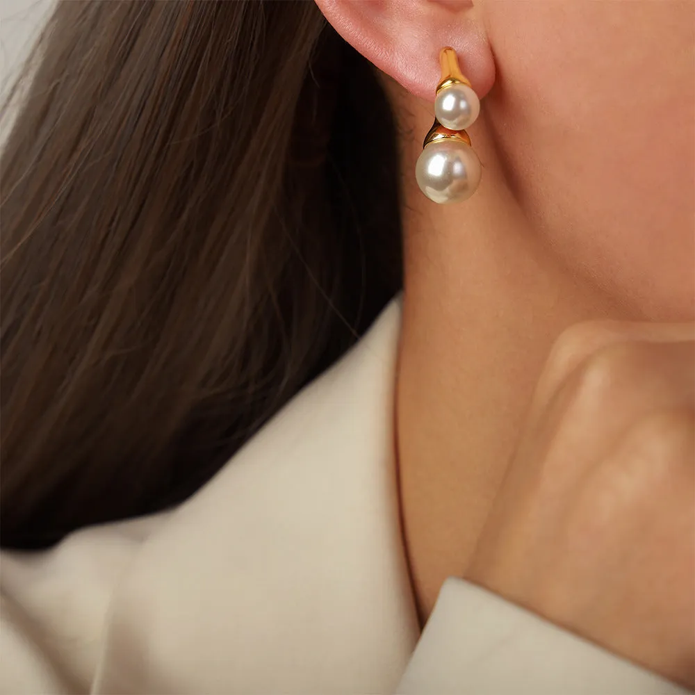 Wholesale Light Luxury Style Copper Imitation Pearl Earrings