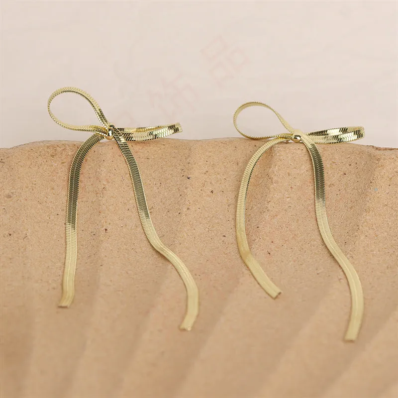 Wholesale Lightweight Stainless Steel Bowknot Blade Chain Earrings