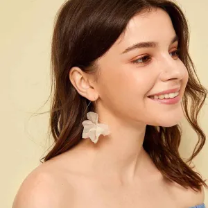 Wholesale Long Flower Alloy Earrings