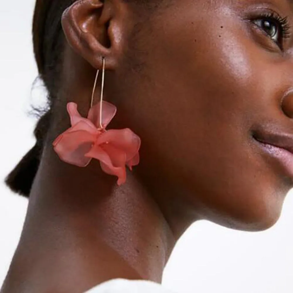 Wholesale Long Flower Alloy Earrings