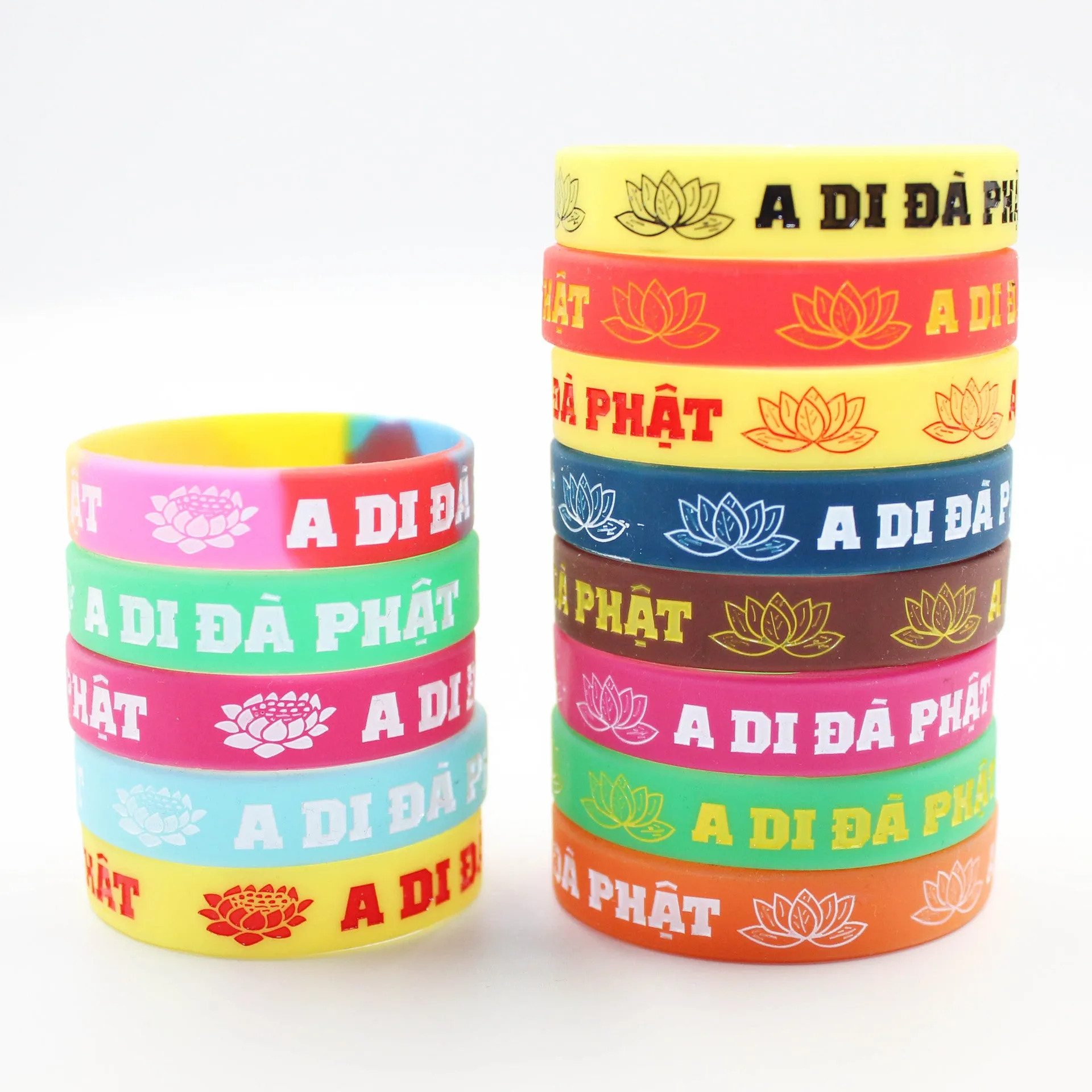 Wholesale Medium & Small Size Silicone Lotus Bracelet