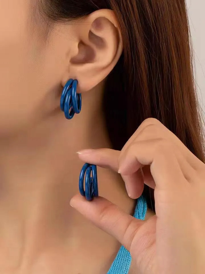 Wholesale Metal Cool Style C-shaped Diamond Studded Retro Style Earrings