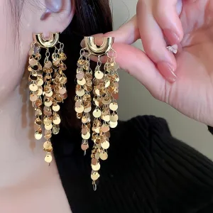 Wholesale Metal tassel sequins fashionable high-end cool style Earrings