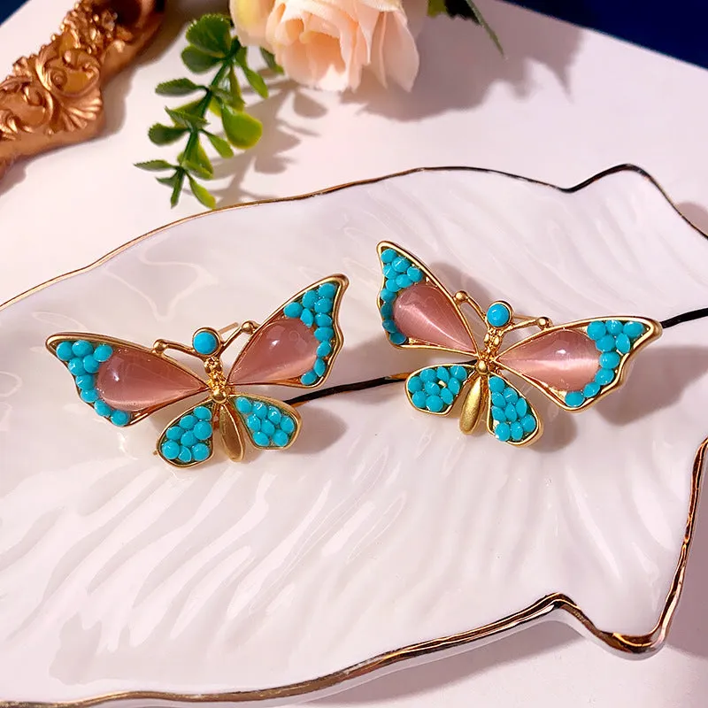 Wholesale Middle Antique Glazed Butterfly Diamond Dumb Gold Alloy Earrings
