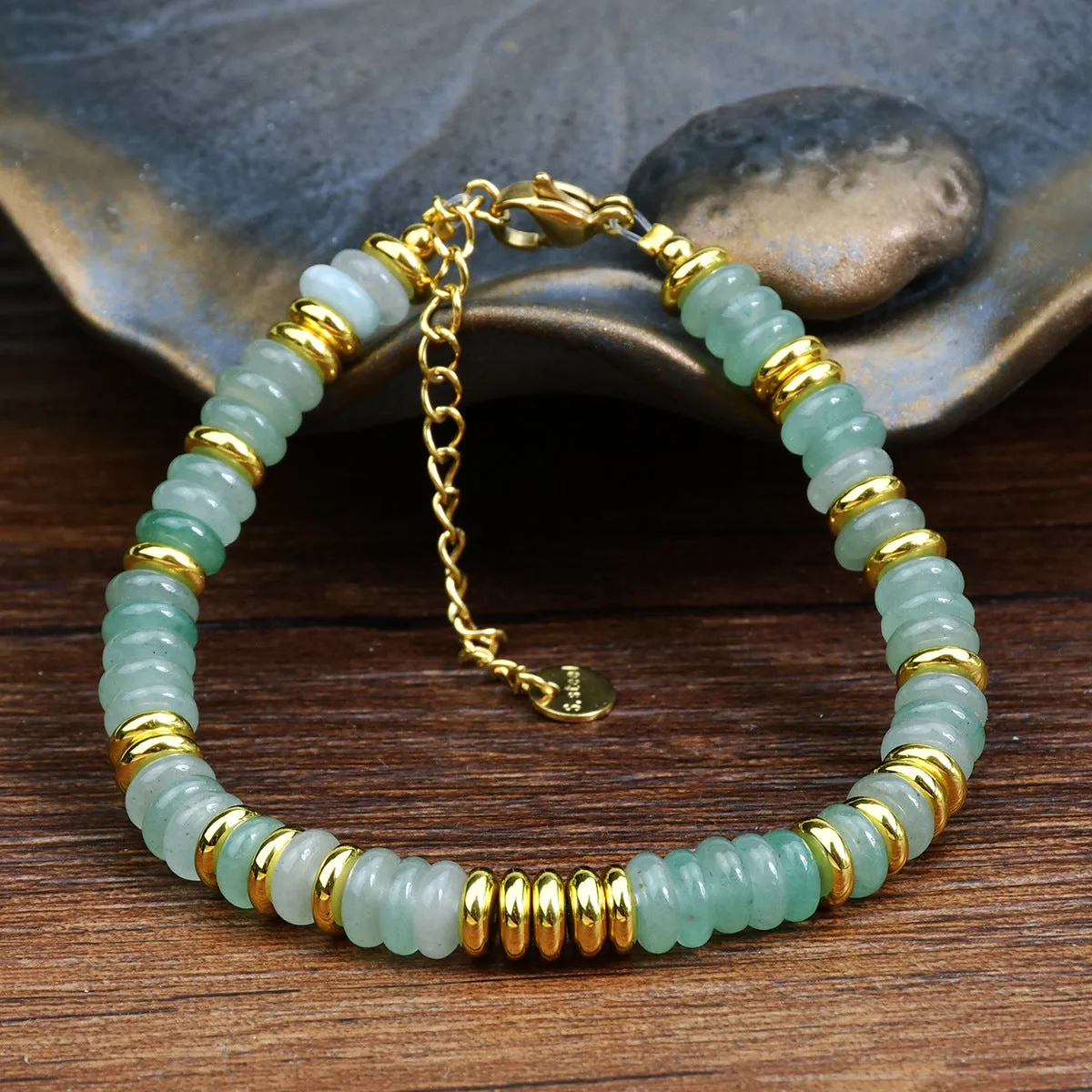 Wholesale minority high sense does not fade natural stone crystal bracelet