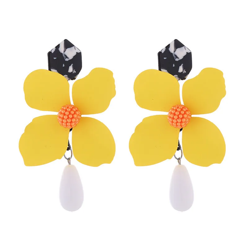 Wholesale Multi-layer Flower Alloy Paint Drop-shaped Pearl Earrings