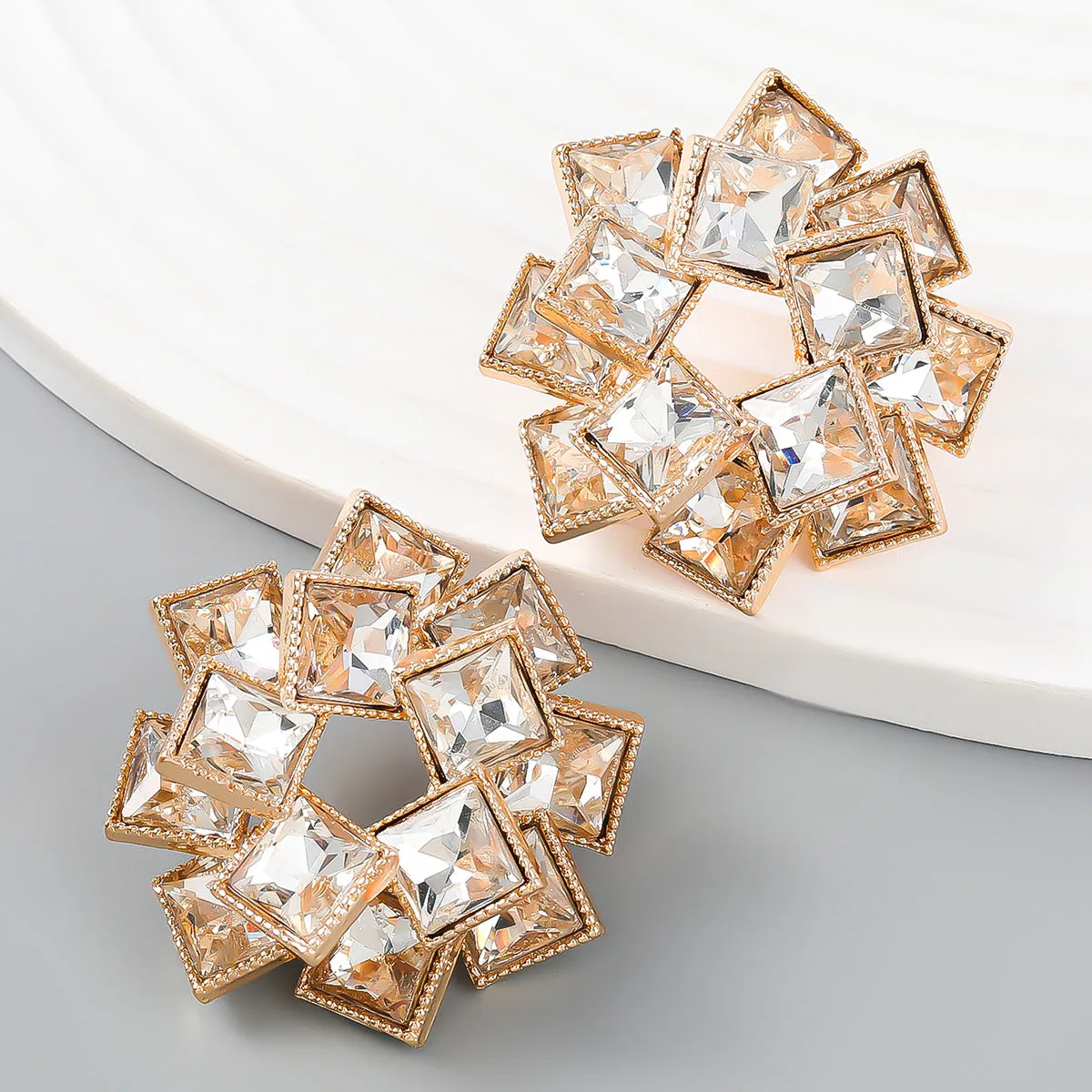 Wholesale Multi-layered Square Rhinestone Pinwheel-shaped Alloy Diamond Earrings