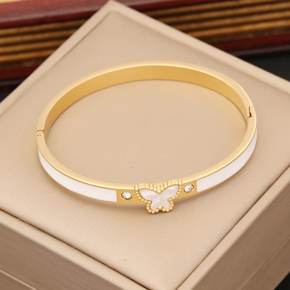 Wholesale of New Multi-color Butterfly Stainless Steel Bracelet