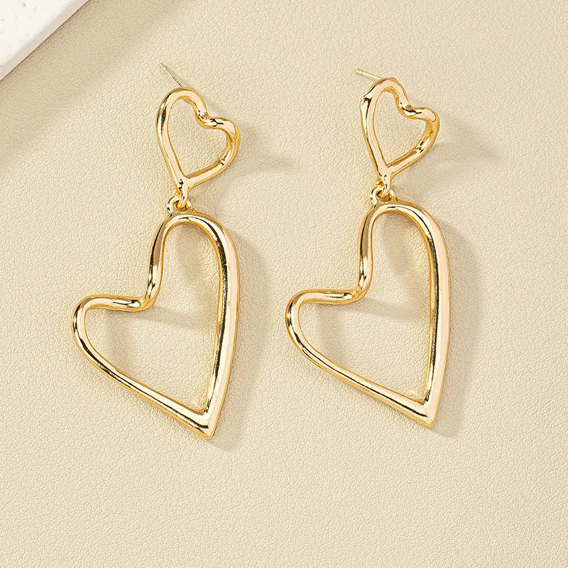 Wholesale Palace Love Alloy Earrings