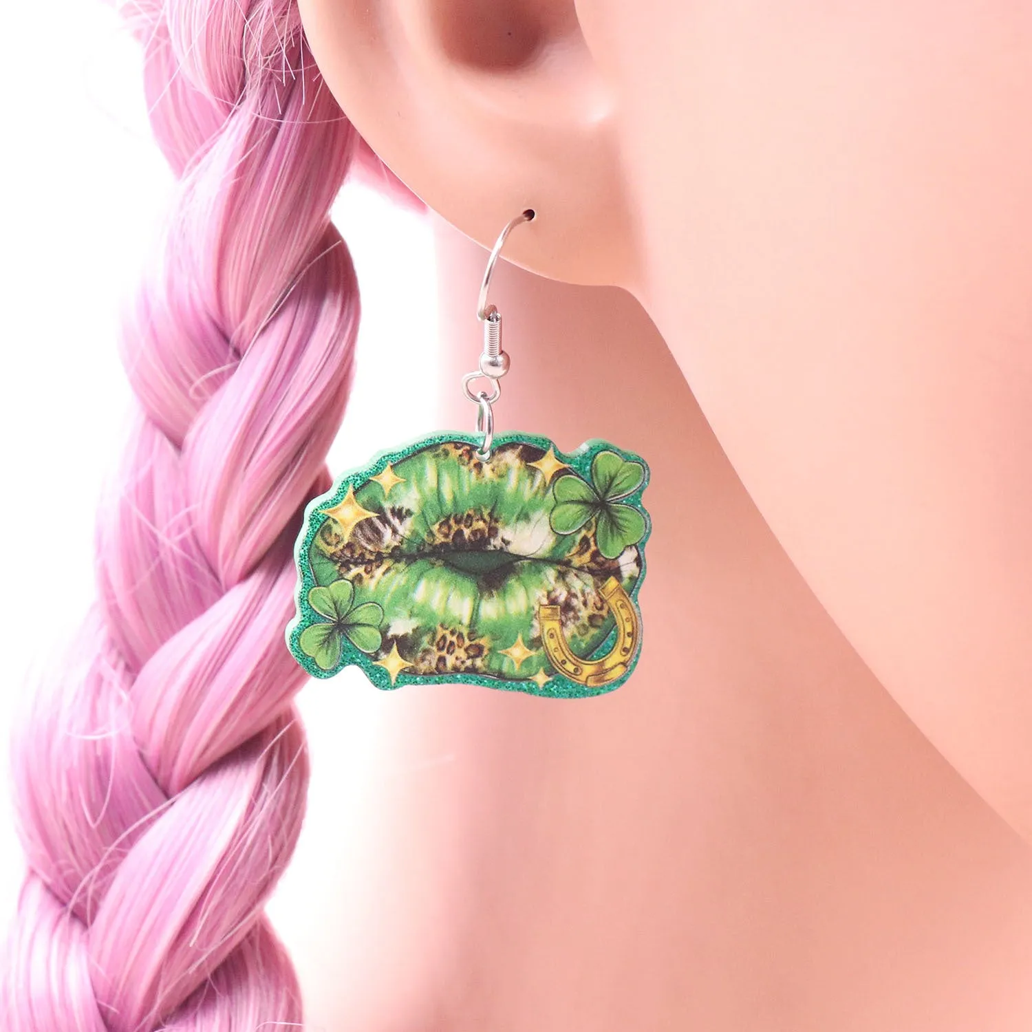 Wholesale Pat's Day Green Four Leaf Clover Acrylic Earrings