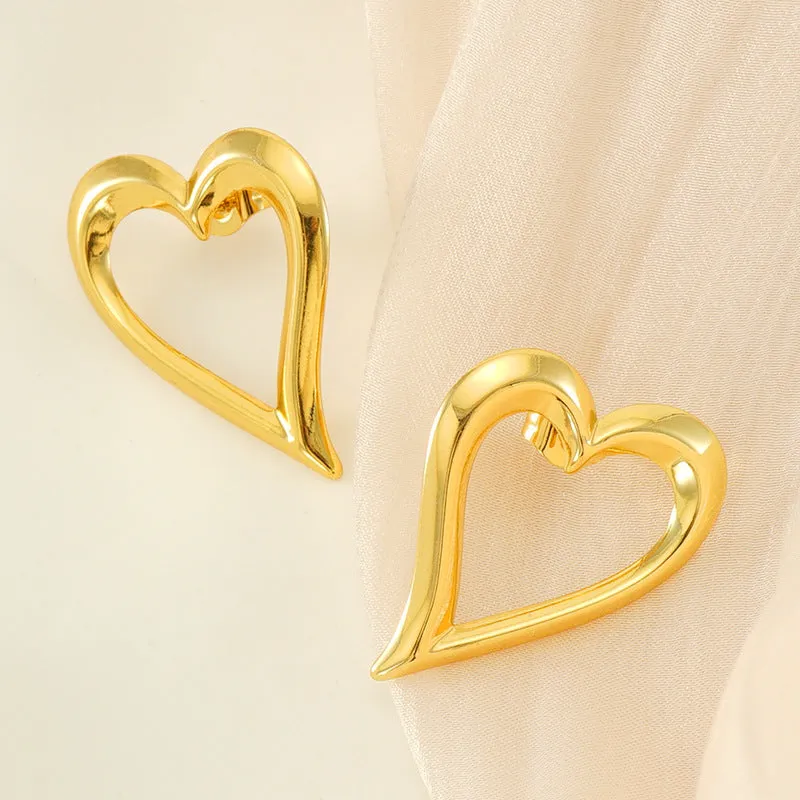 Wholesale plated 18K hollow heart earrings
