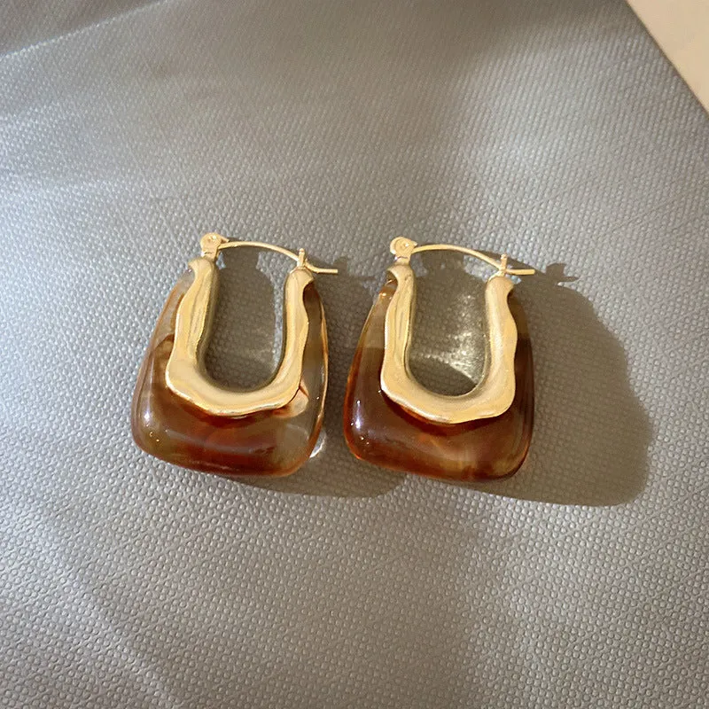 Wholesale Real Gold Electroplating Autumn and Winter Retro Fashion Temperament High-end Round Tiger Eye Stone Earrings