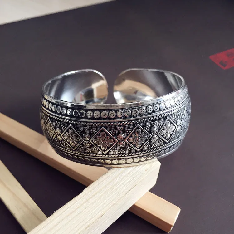Wholesale Retro Ethnic Style Silver Bracelet