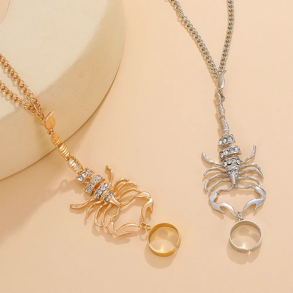 Wholesale Retro exaggerated scorpion three-dimensional finger bracelet