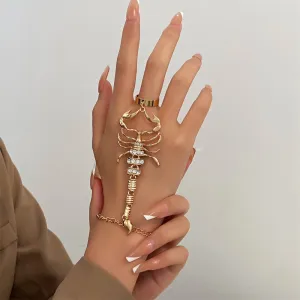 Wholesale Retro exaggerated scorpion three-dimensional finger bracelet