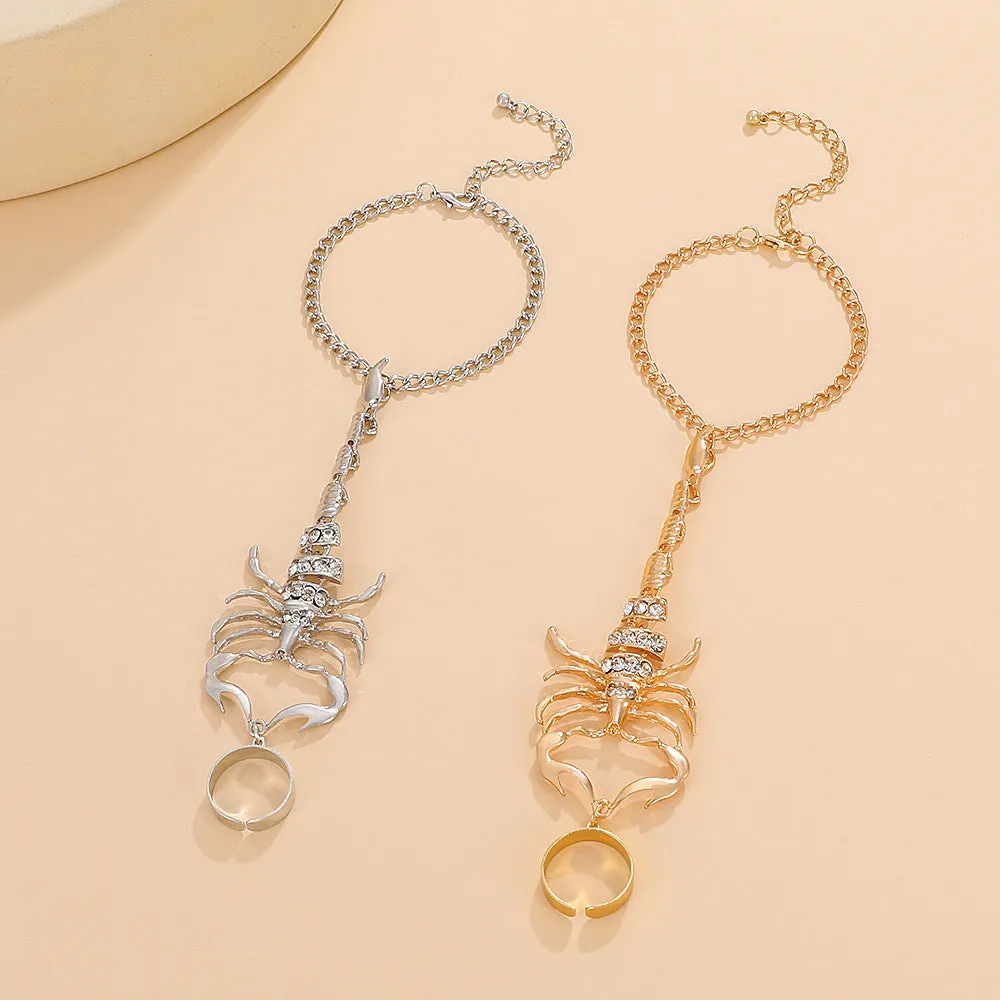 Wholesale Retro exaggerated scorpion three-dimensional finger bracelet