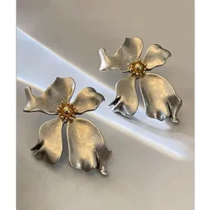 Wholesale Retro flower earrings metal Hong Kong style exaggerated earrings