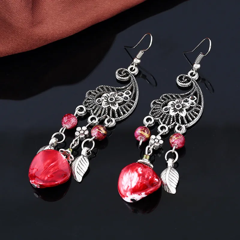 Wholesale retro hollow carved leaves tassel earrings